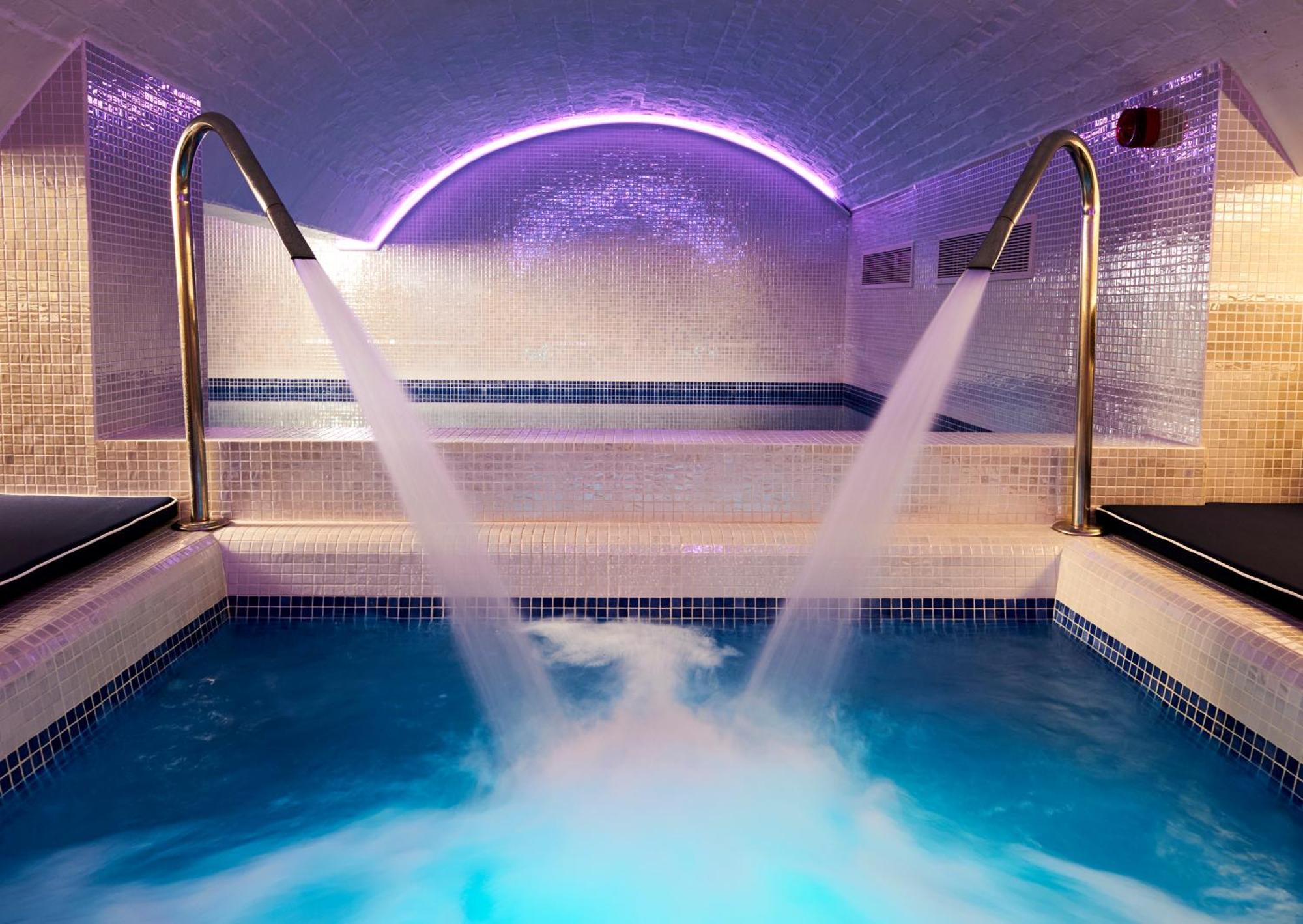 Harbour & 4* Bristol